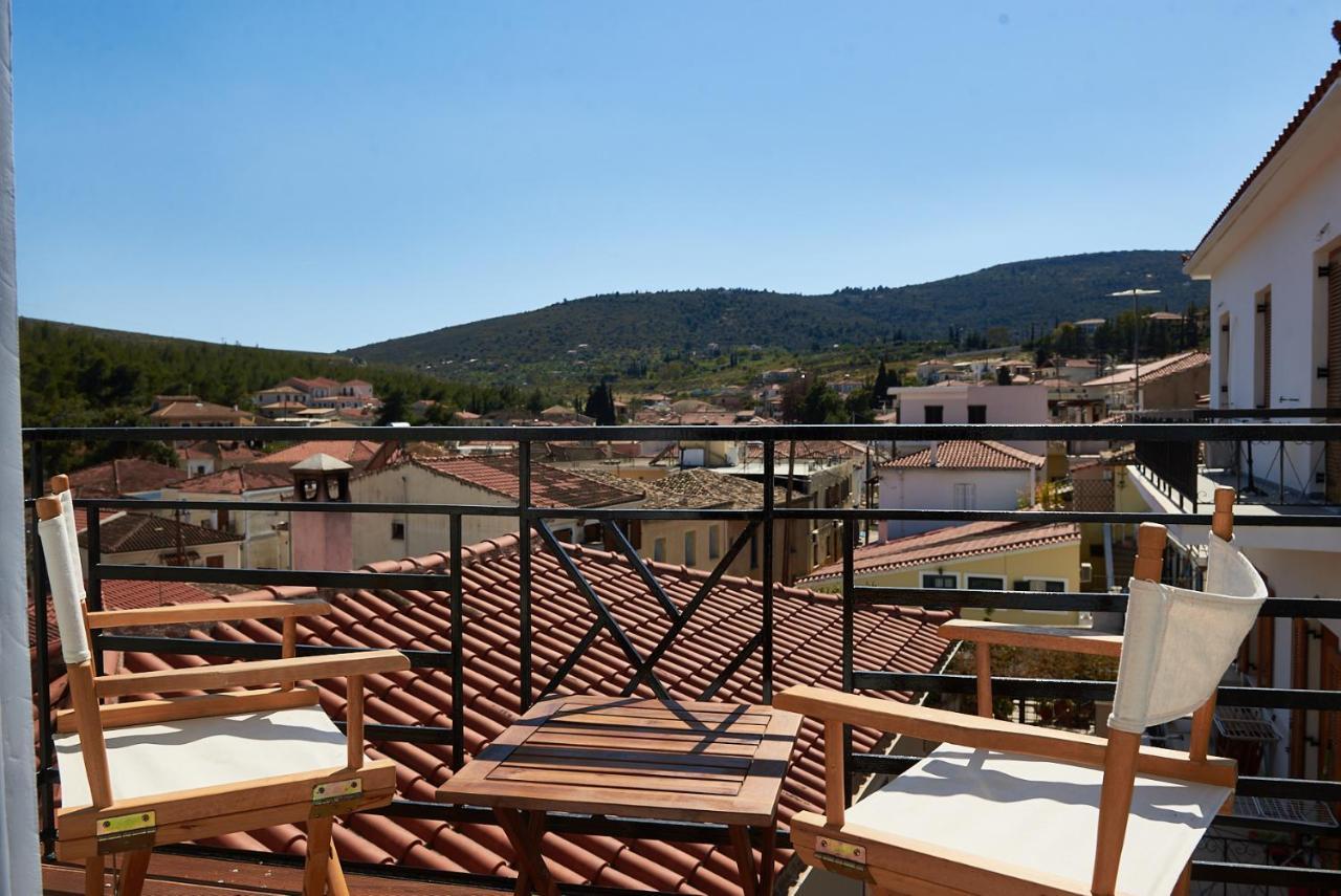 Galaxidaki 1857 Guesthouse Galaxidi ภายนอก รูปภาพ